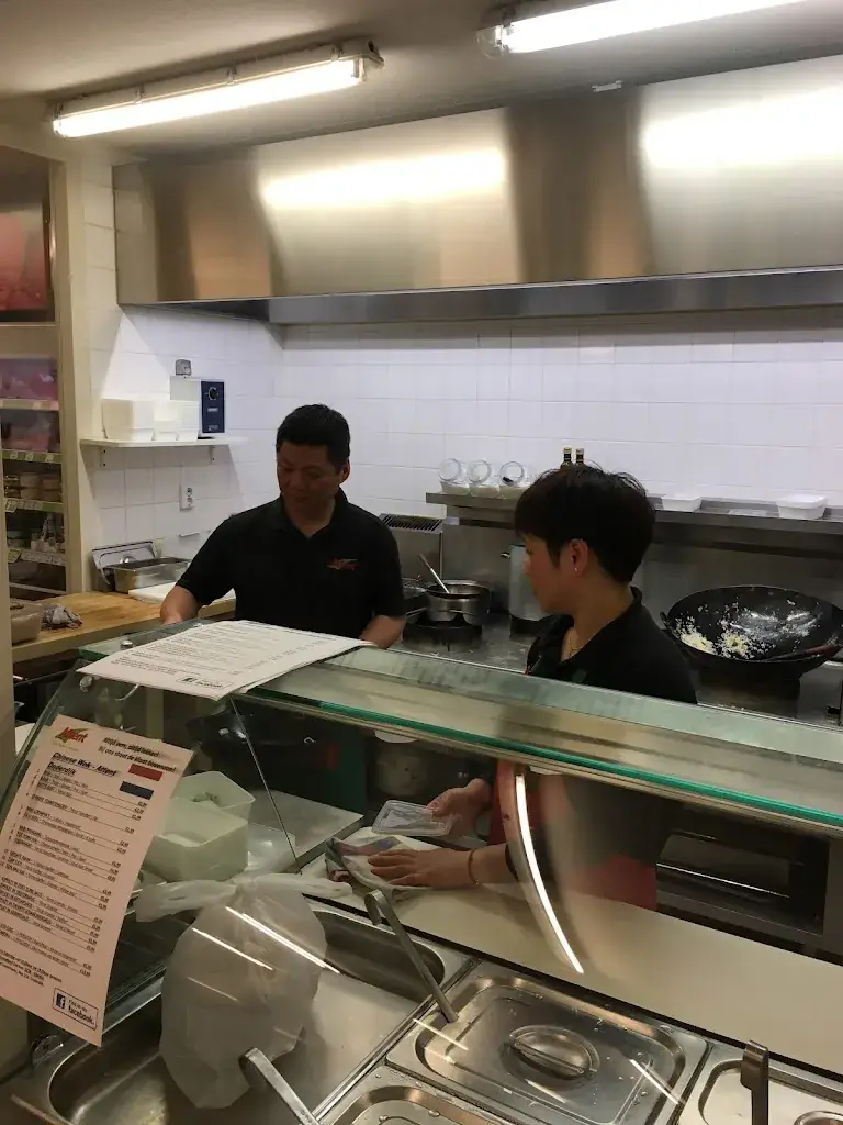 Chinese Wok - Buurtwinkel Onderdijk_Wervershoof_slider_image_3