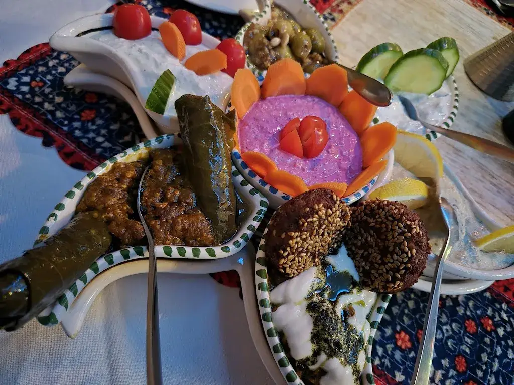 Menu_Medineh Perzische restaurant_Leeuwarden_image_6