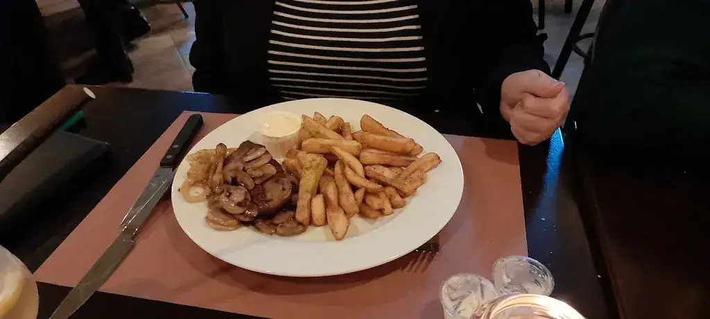 Menu_Cafe Restaurant Snackbar De Pyramide Opmeer_Opmeer_image_6