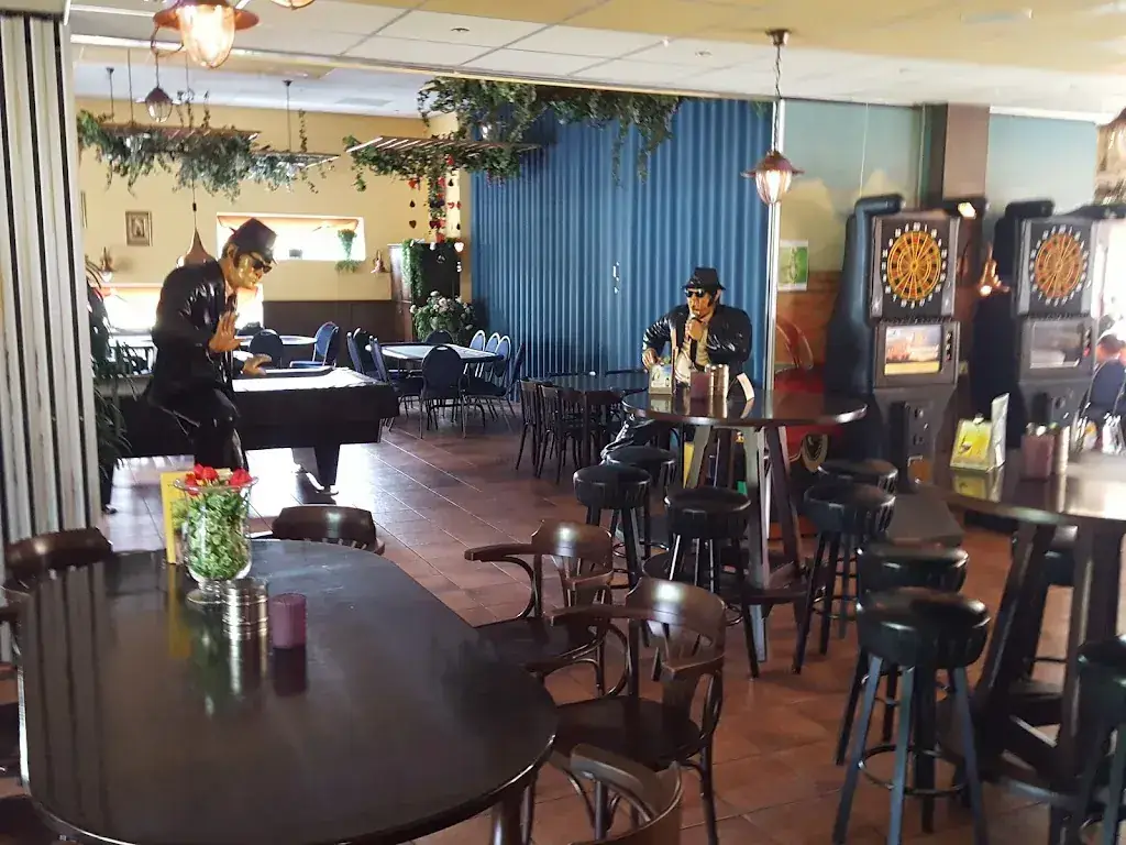 Cafe Restaurant Snackbar De Pyramide Opmeer_Opmeer_slider_image_1