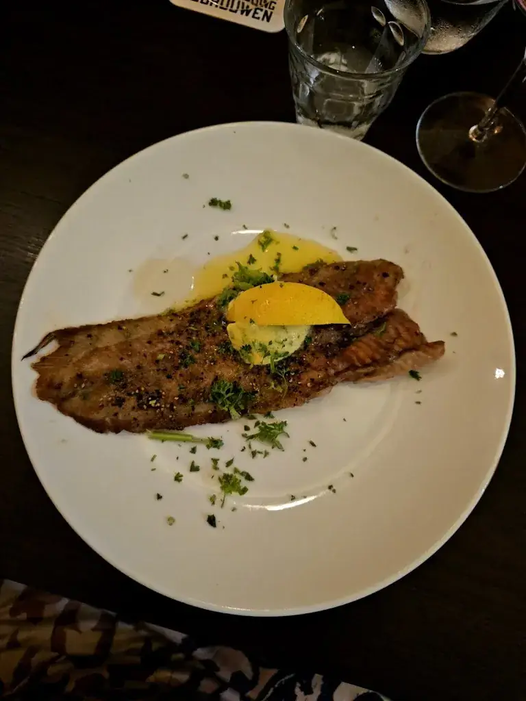 Narelle Strauss_Dax Gastrobar_Leeuwarden_reseña