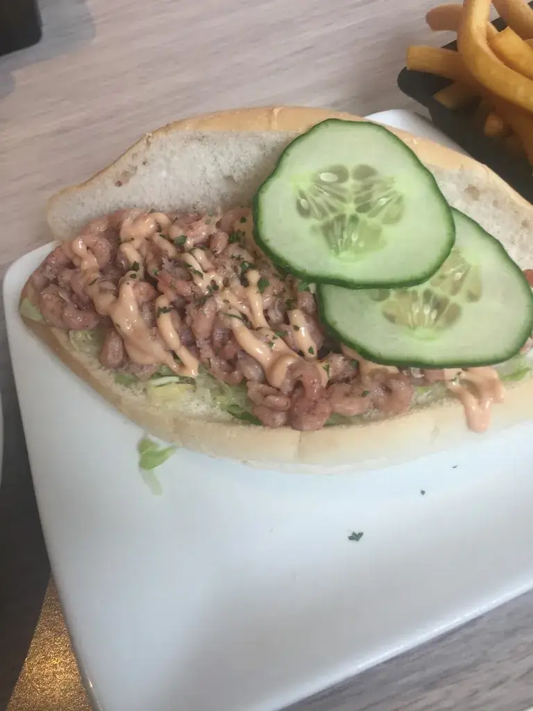 Mark Visser_Vis- en cafetaria Veronica_Oudeschild_review