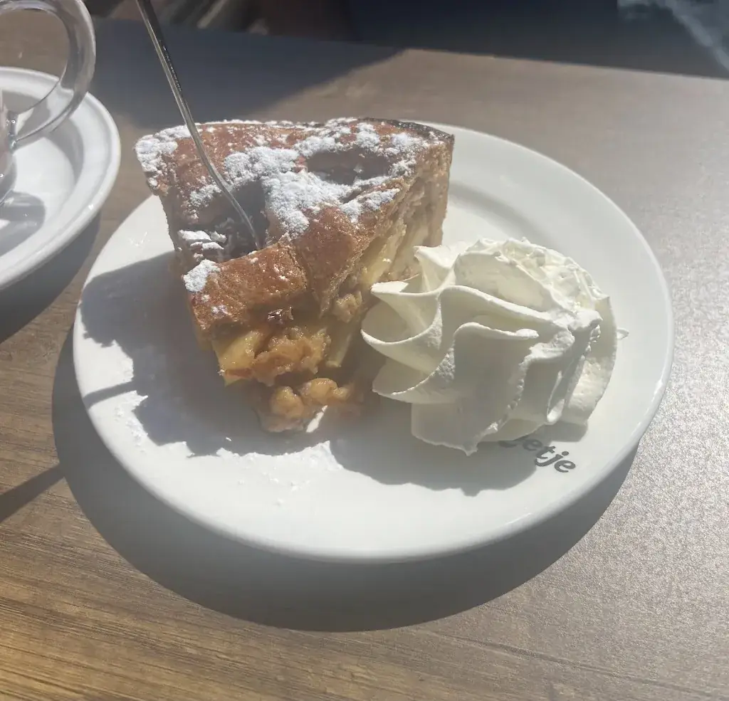 Elizabeth A_Loetje Overveen_Overveen_recensione