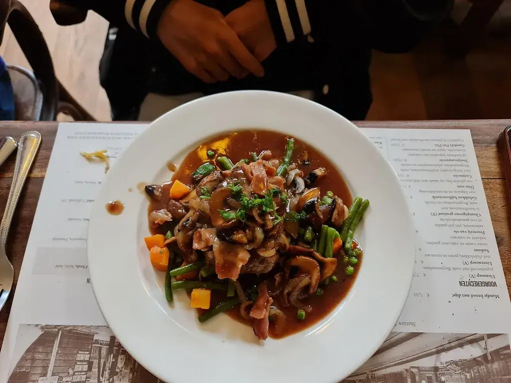 Katz Katz_Klein Centraal_Overveen_review