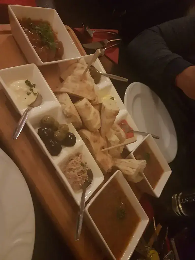 fitrya kramer_Balkan & Mediterraans Restaurant Amfora - Leeuwarden_Leeuwarden_review