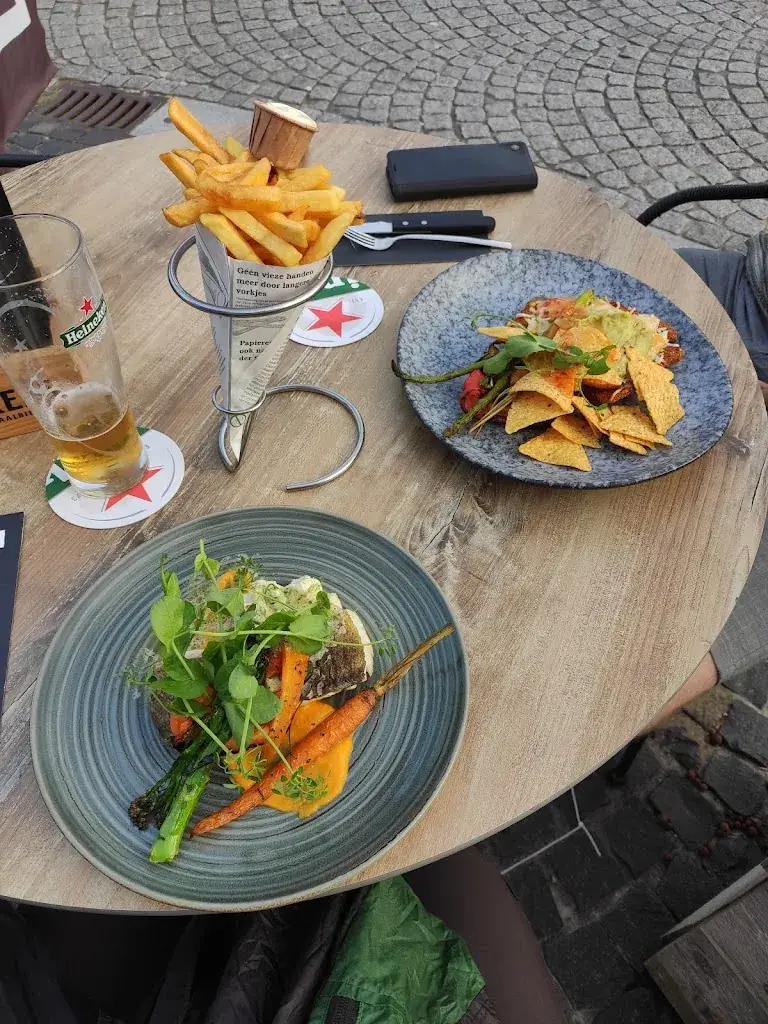 Gubbi Gubbelgubb_Grand Café PLEIN_Petten_review