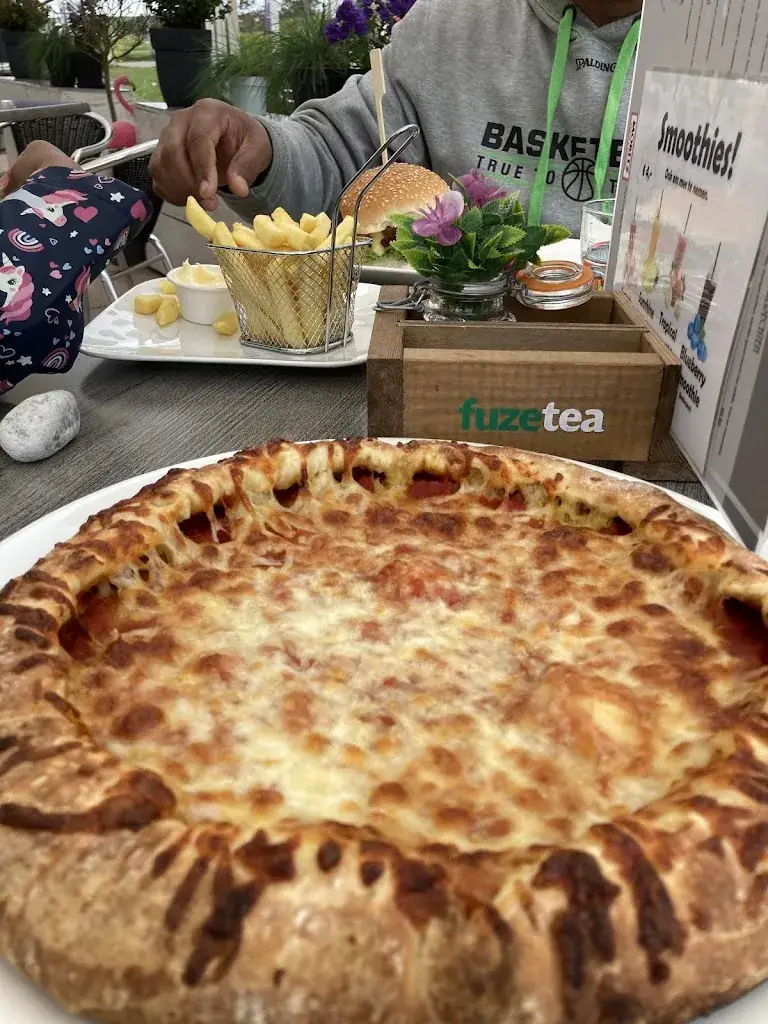 Radha Dinesh_Moritz Food & Drinks_Petten_Bewertung