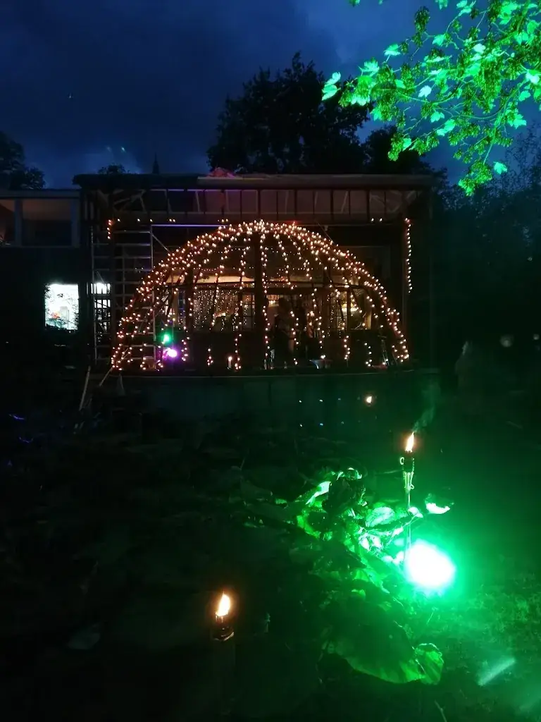 Jelle de Ruiter_Salon Ruigoord_Amsterdam_review