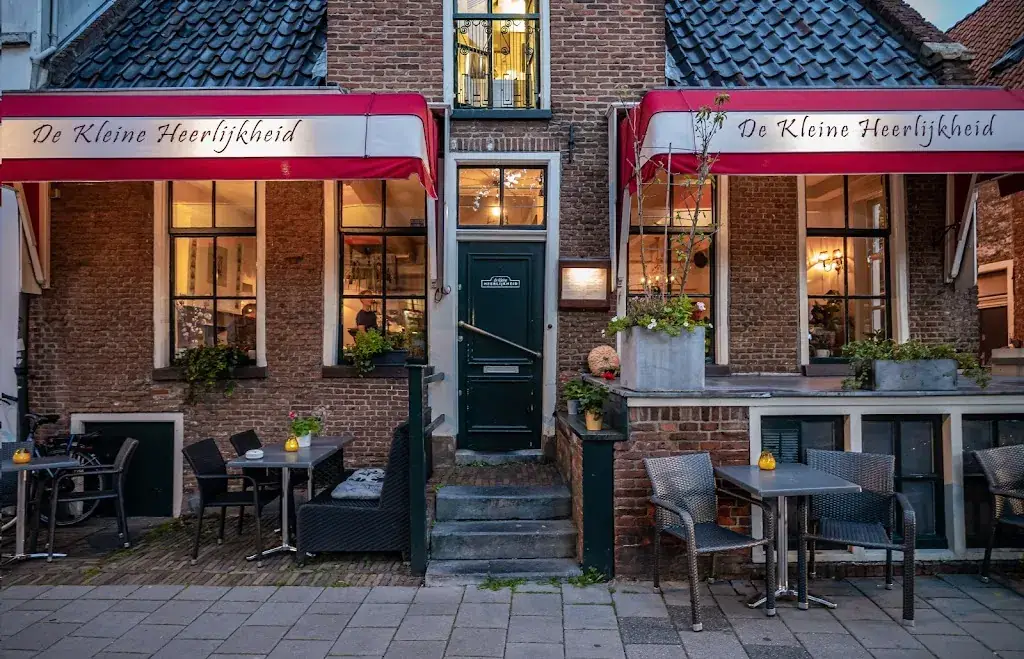Huiskamerrestaurant De Kleine Heerlijkheid restaurant in Groningen