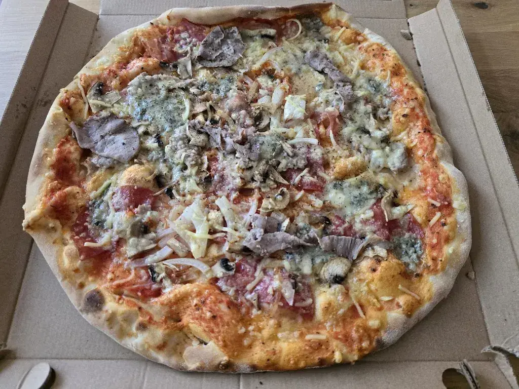 IL PIZZAVENDOLO restaurant in Groningen