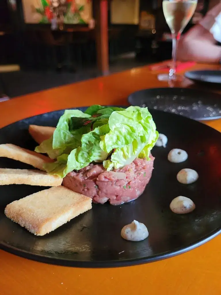 mieke van beek_De Roode Leeuw_Zuid-Scharwoude_review