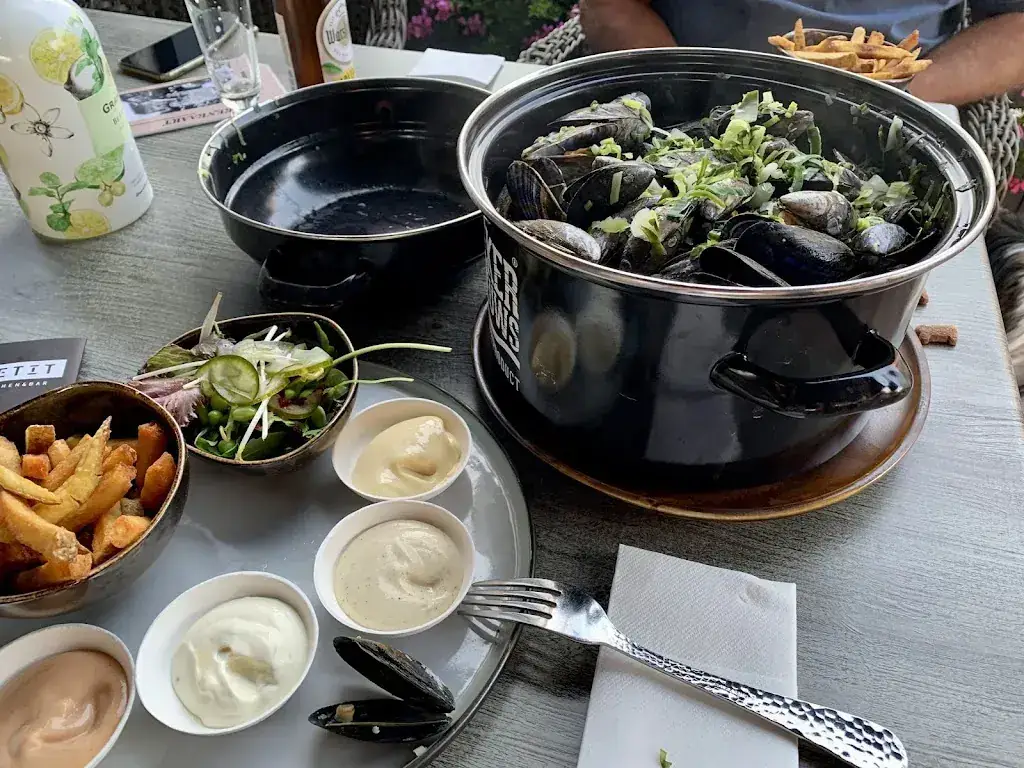 Menu_Bij Petit Kitchen & Bar_Bruinisse_image_4