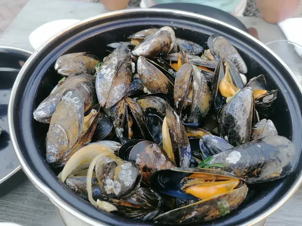 Menu_Bij Petit Kitchen & Bar_Bruinisse_image_9