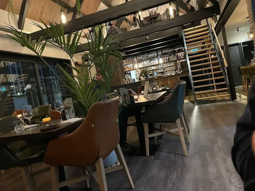 Bij Petit Kitchen & Bar_Bruinisse_slider_image_3