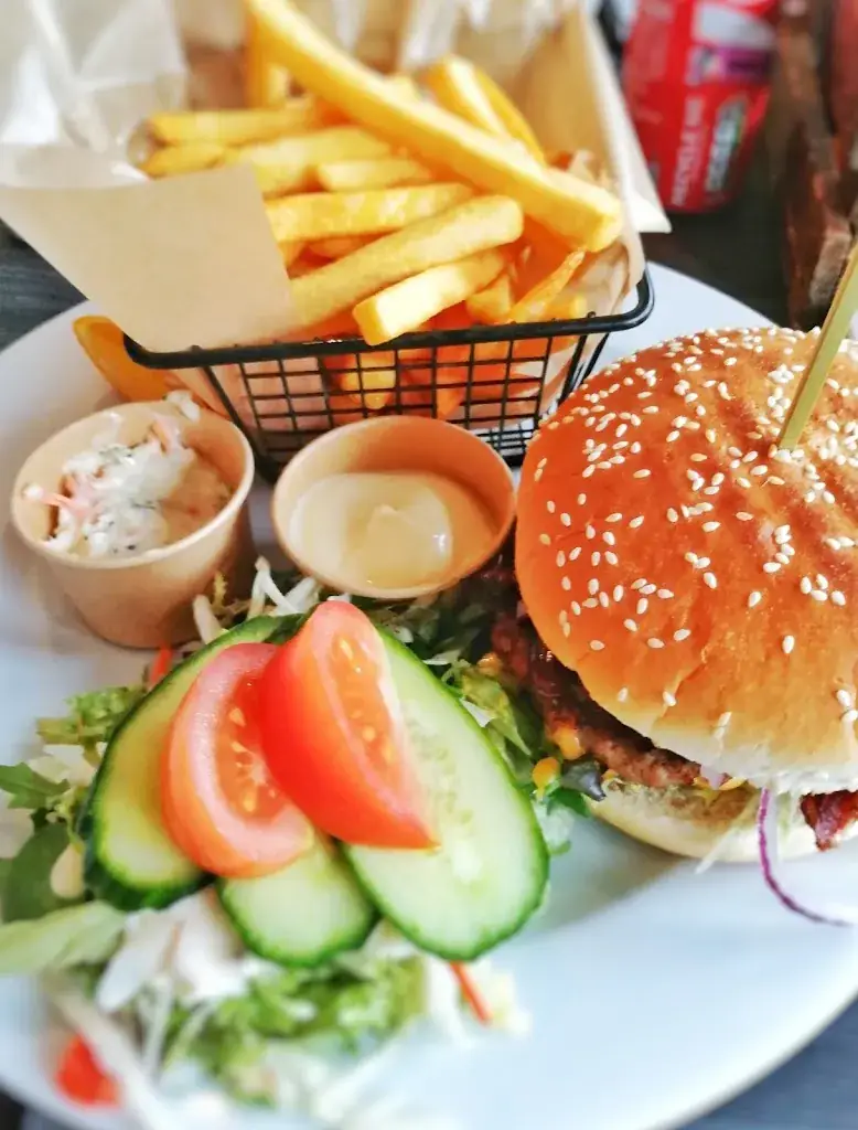 Menu_Johnny's Taria Lunchroom-Cafetaria_Bruinisse_imagen_5