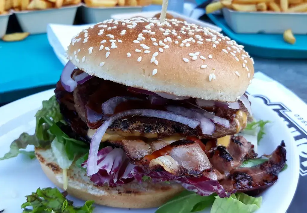 M 5tutzy_Johnny's Taria Lunchroom-Cafetaria_Bruinisse_reseña