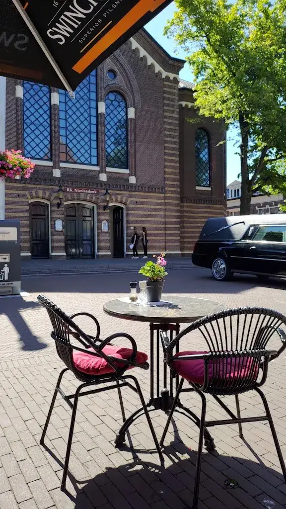 Tess Löwenhardt_'t Hoedje van de Koningin_Purmerend_review