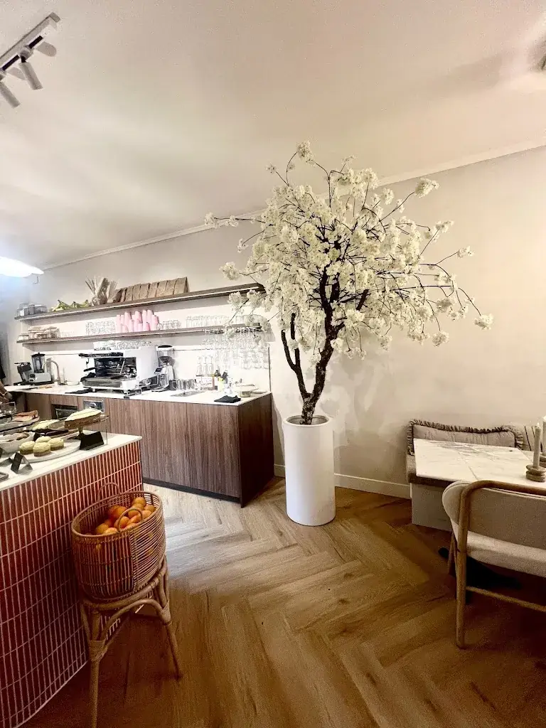 Lou Lou Purmerend restaurant in Purmerend