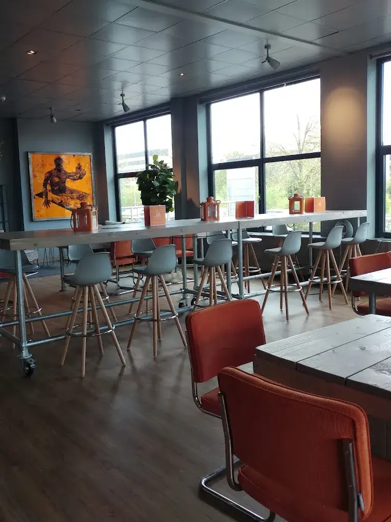 Ebrahim Patel_Sandwich Hub_Schiphol-Rijk_review