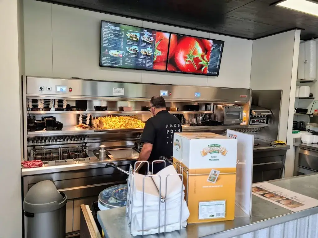 A. Breeman_PAND Friet_Schalkwijk_review