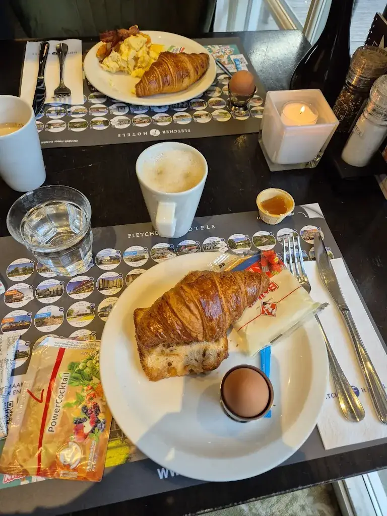 Anne-Karina van Wilgenburg_Fletcher Hotel-Restaurant Jan Van Scorel_Schoorl_recensione