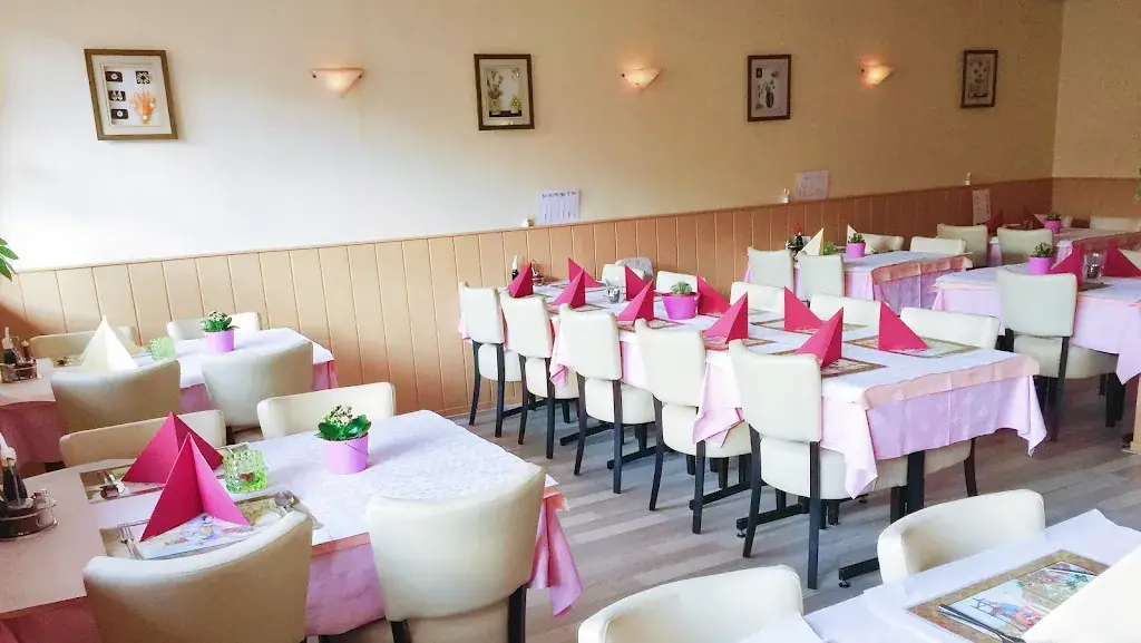 Antiek China restaurant in Schoorl