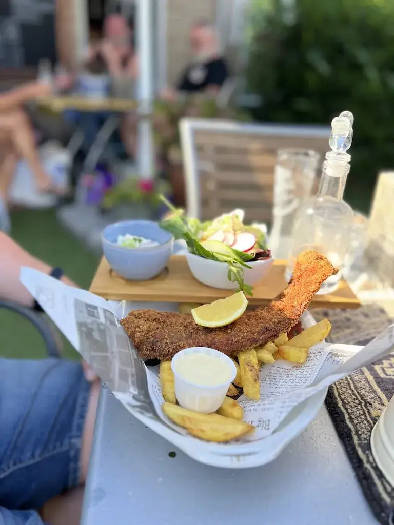 Eetcafe van Dam_Maartensvlotbrug_slider_image_3