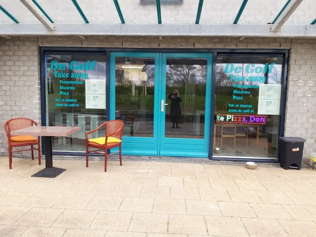 De Golf | Pizza, döner en flammkuchen restaurant in Maartensvlotbrug