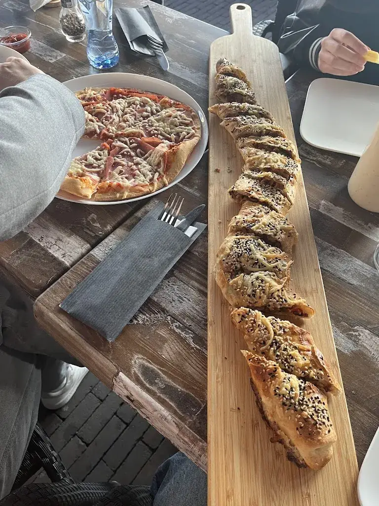 Eetcafé Artemis_Leeuwarden_slider_image_2