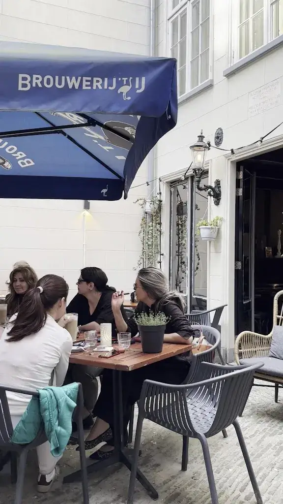 Kaap & Tein_Amsterdam_slider_image_2