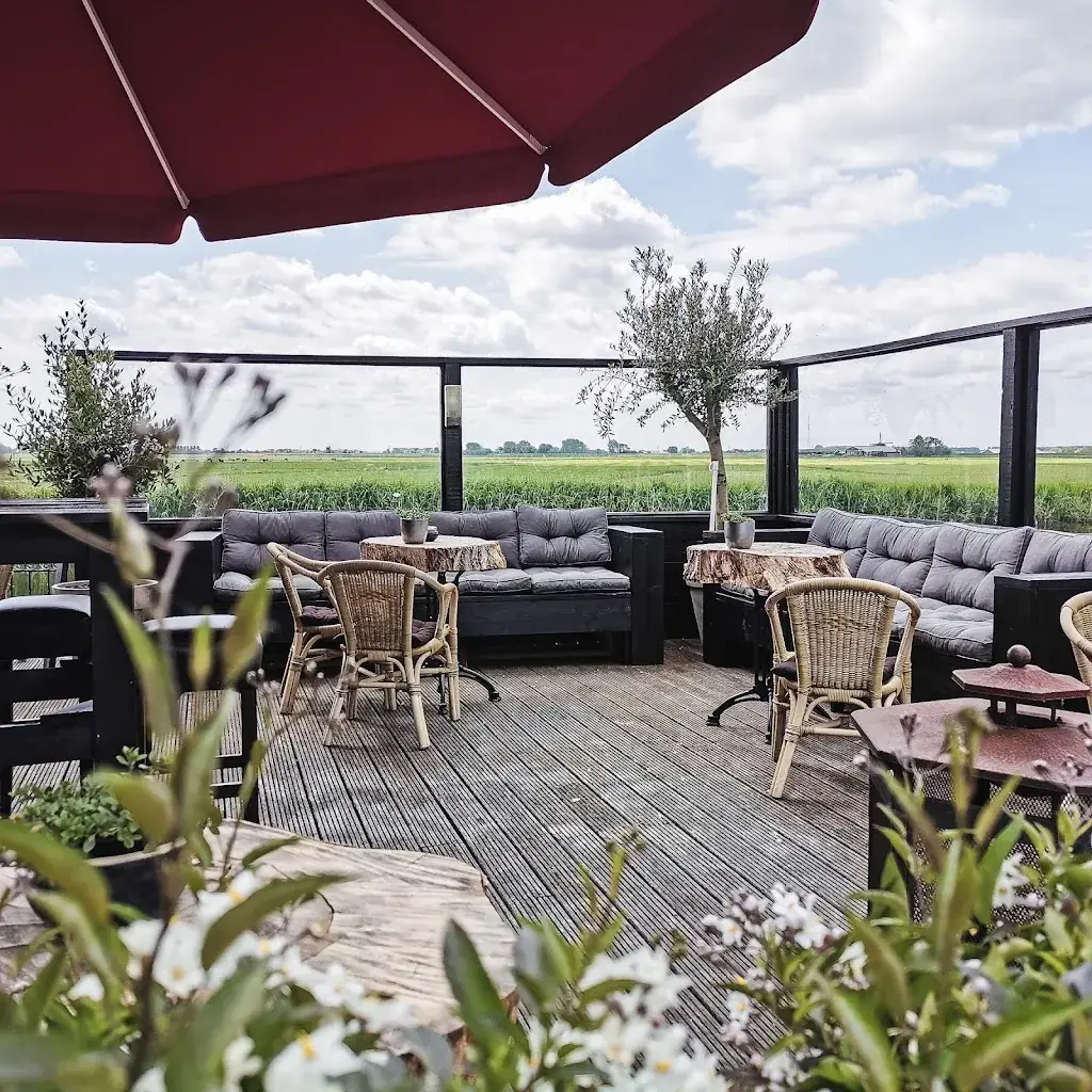 EetCafé Halfweg restaurant in Ursem