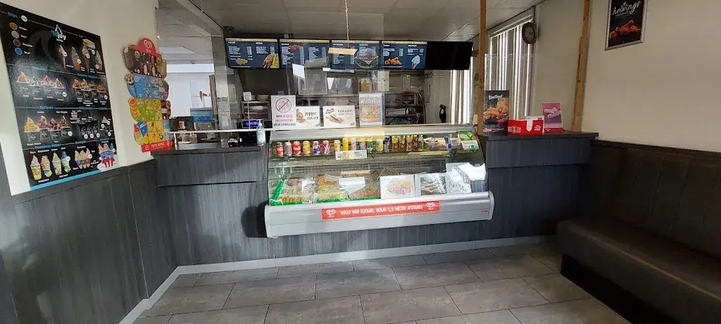 Cafetaria Eethuis Jem restaurant in Ursem