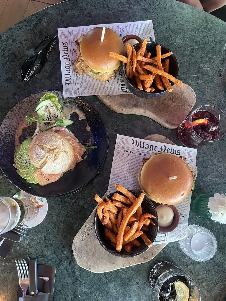 Haidara Aminata_Kaap West_Amsterdam_review