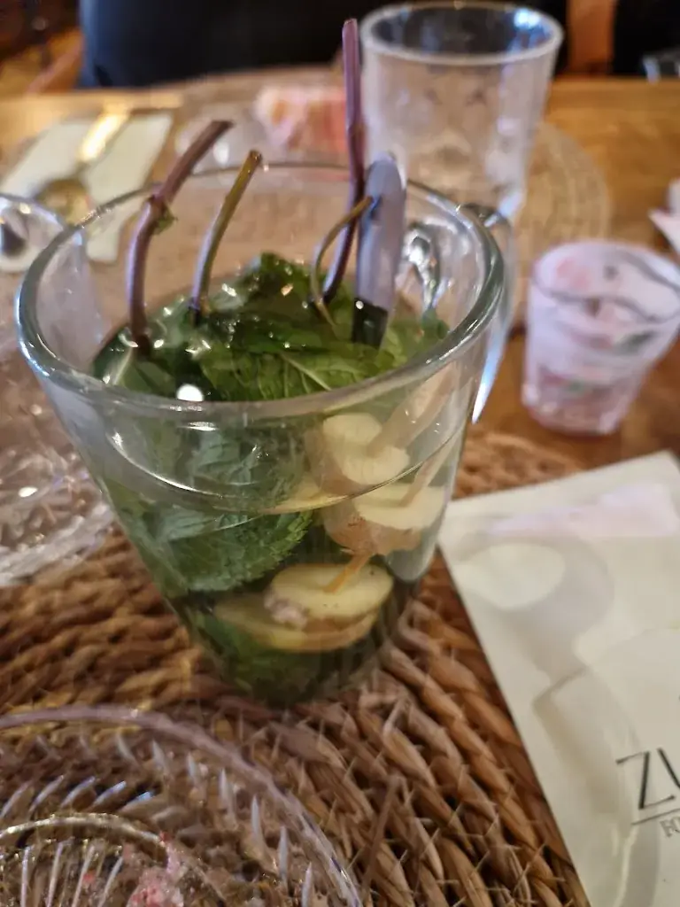 Menu_ZUID4 Food & Drinks_Leeuwarden_image_1