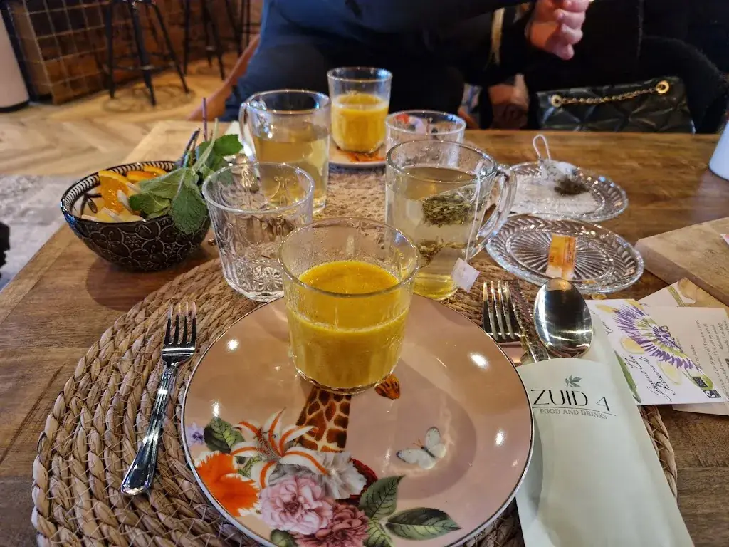 Menu_ZUID4 Food & Drinks_Leeuwarden_image_3