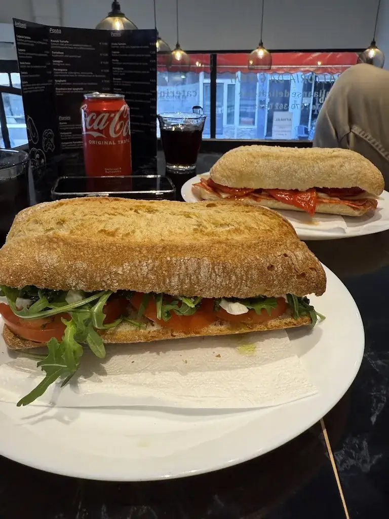 Melanie van Domselaar_Trattoria da Gianni_Haag_review