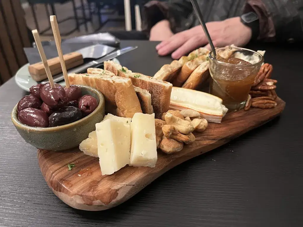 Maria Origge_JAZZ Coffee & Wines_Haag_review