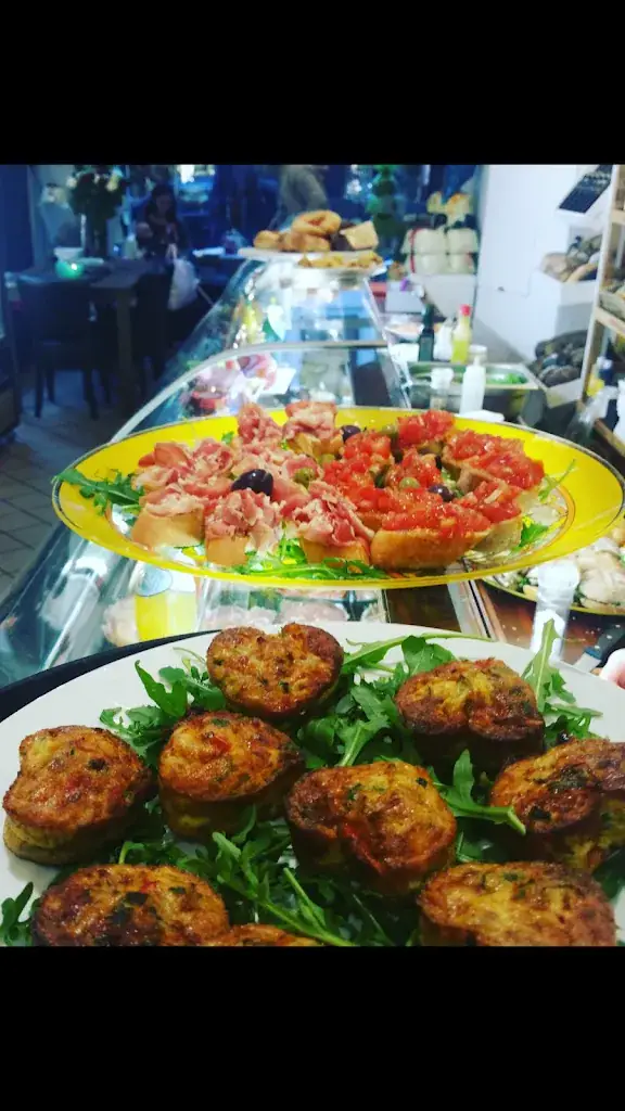 Da Lina's Little Italy_Haag_slider_image_2