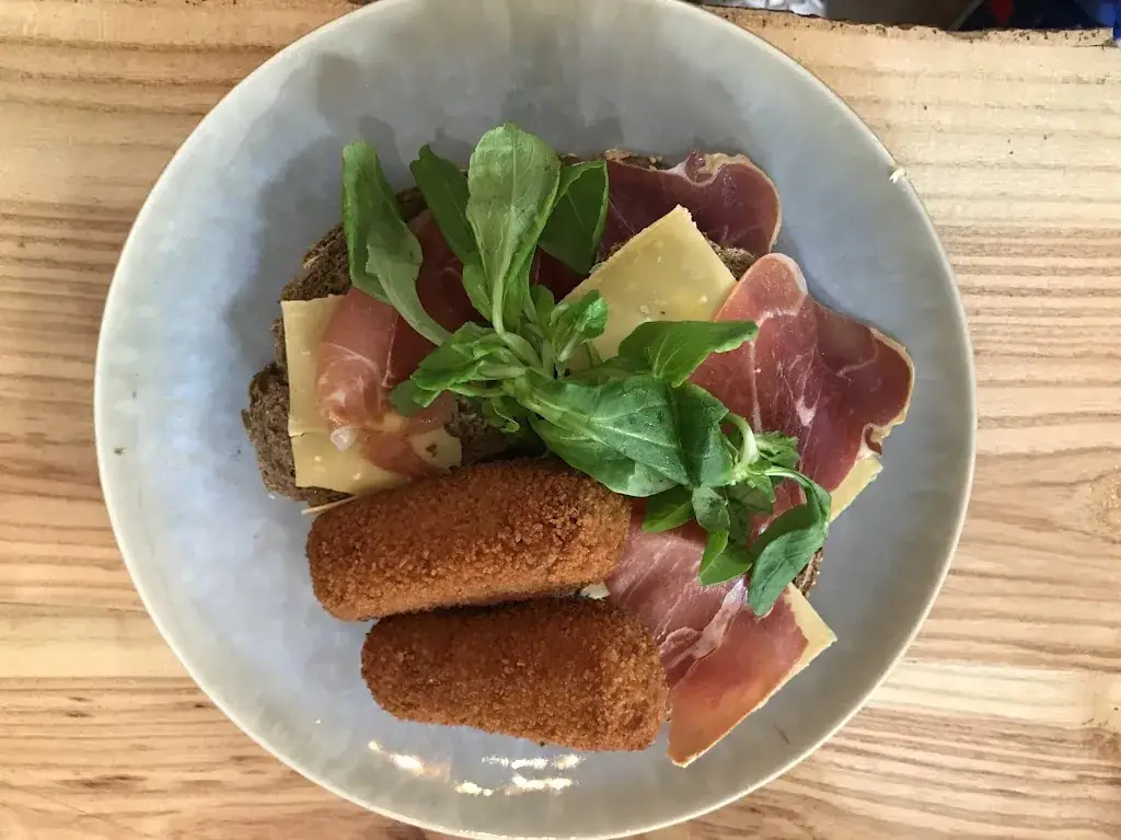 Kathleen Aerts_Barrevoets_Leeuwarden_review