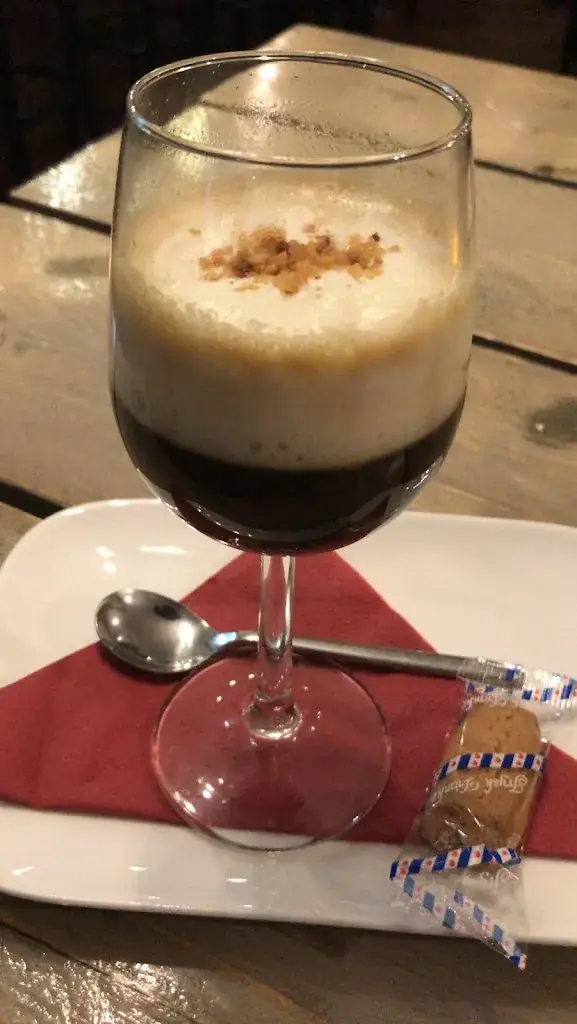 Paula Pintaric_Barrevoets_Leeuwarden_review