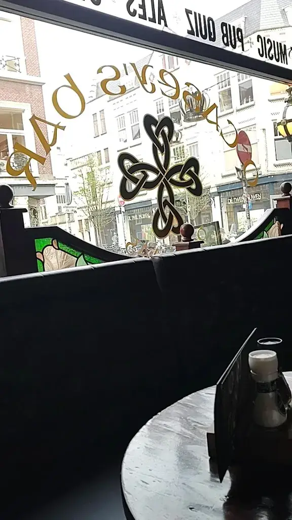 O'Casey's Irish Pub & Restaurant_Haag_slider_image_2