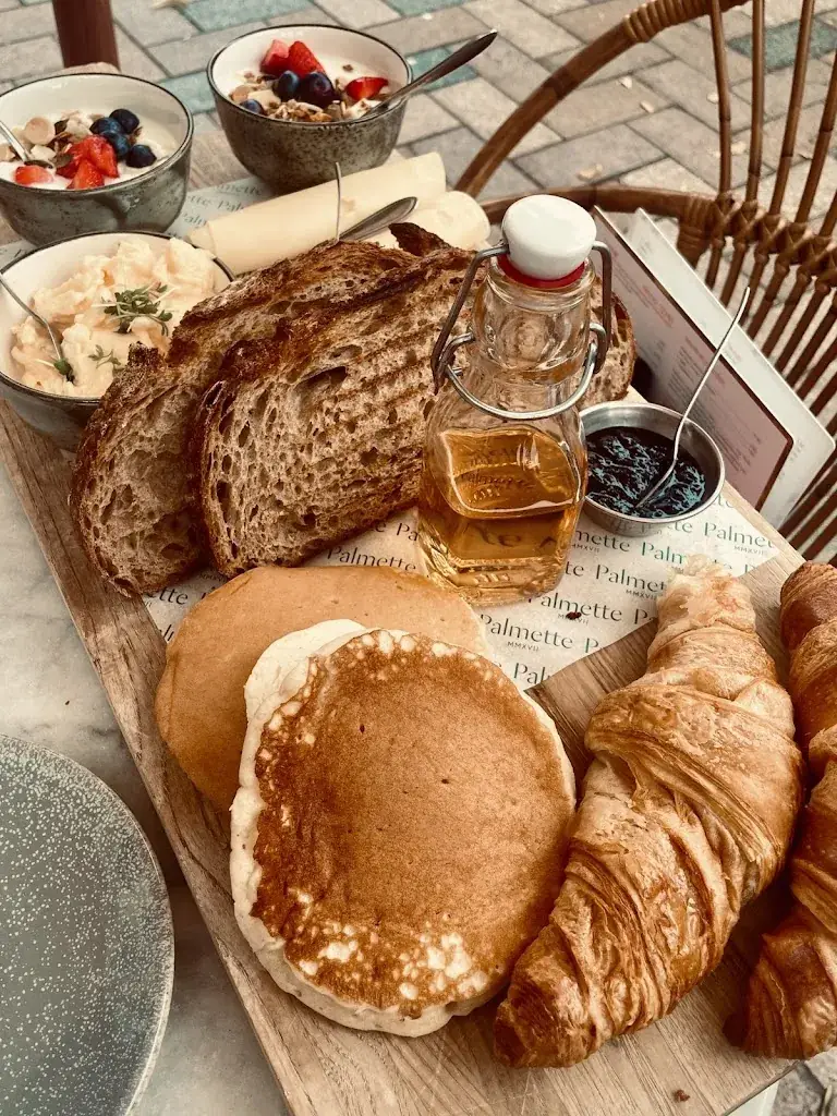 Quinten Dockx_Palmette_Haag_review