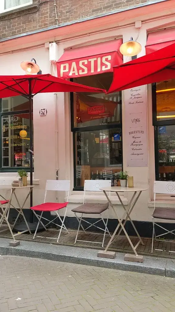 Pastis_Haag_slider_image_2