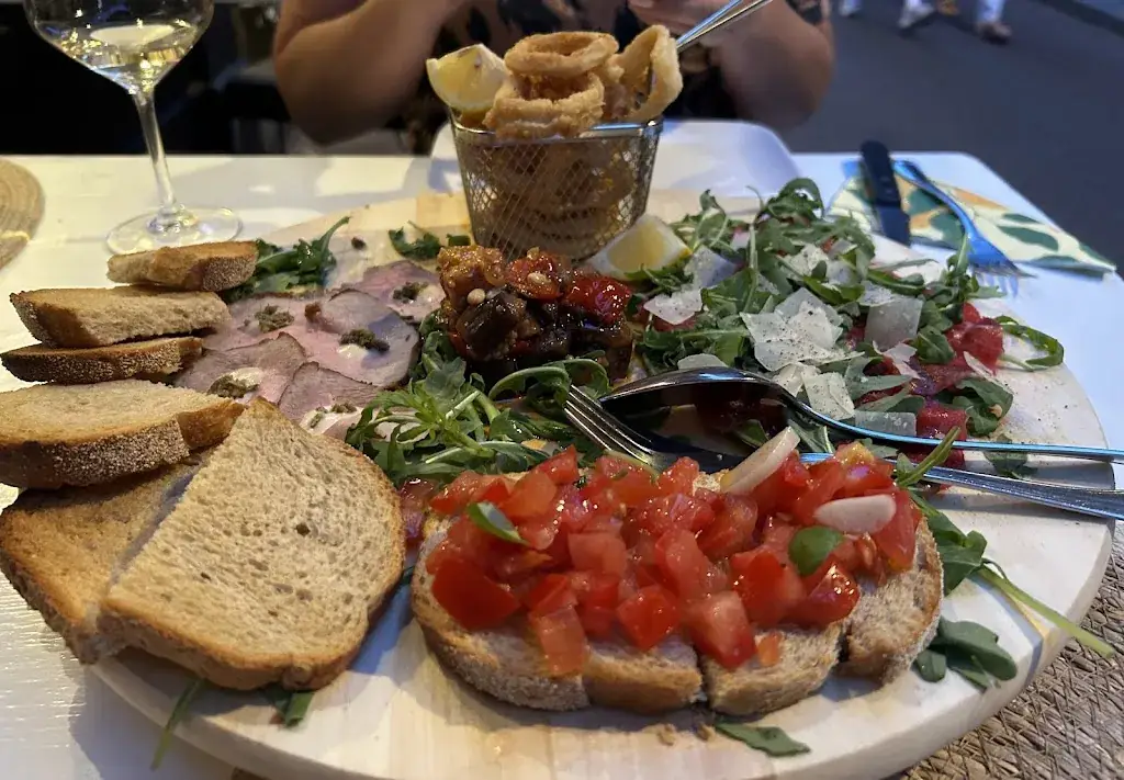 Petro De Graeve_Napo Italian Restaurant_Haag_review