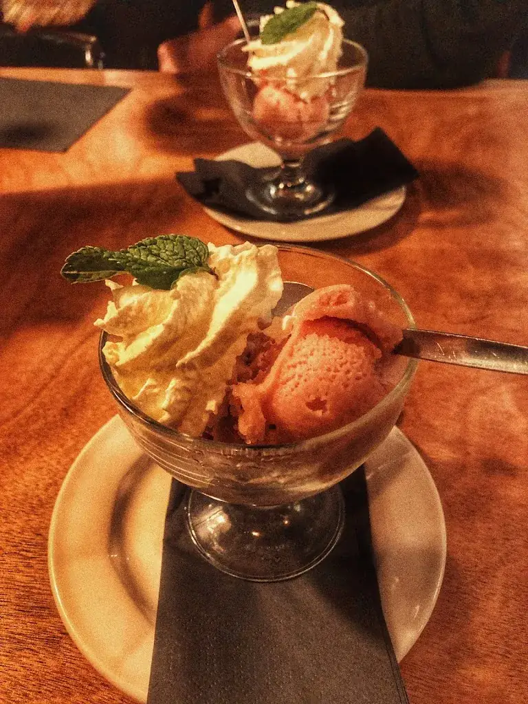 Aulia FK_Unia 12_Leeuwarden_review