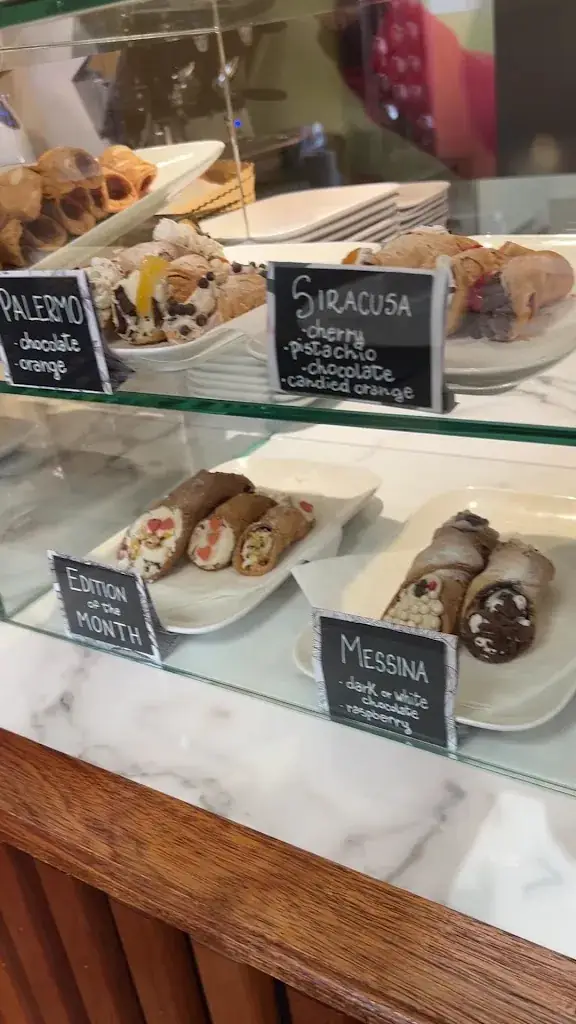 Jammici Cannoli_Haag_slider_image_2