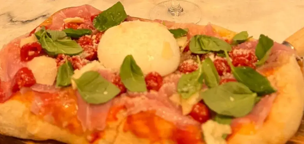 Roberto Morales_Eatalia Delicatessen_Haag_review