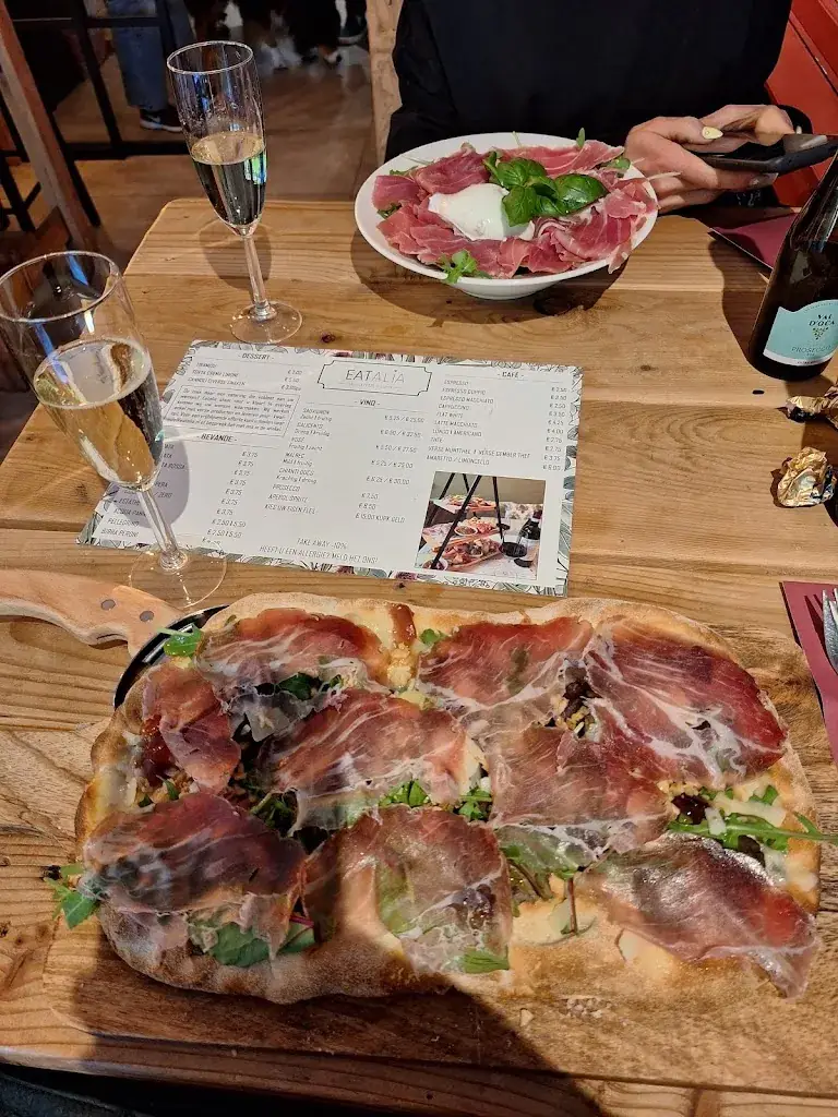 Eatalia Delicatessen_Haag_slider_image_3