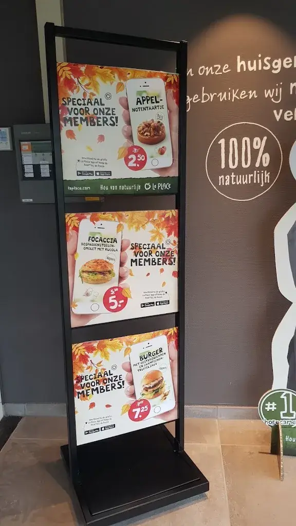 Menu_La Place_Stroe_image_2