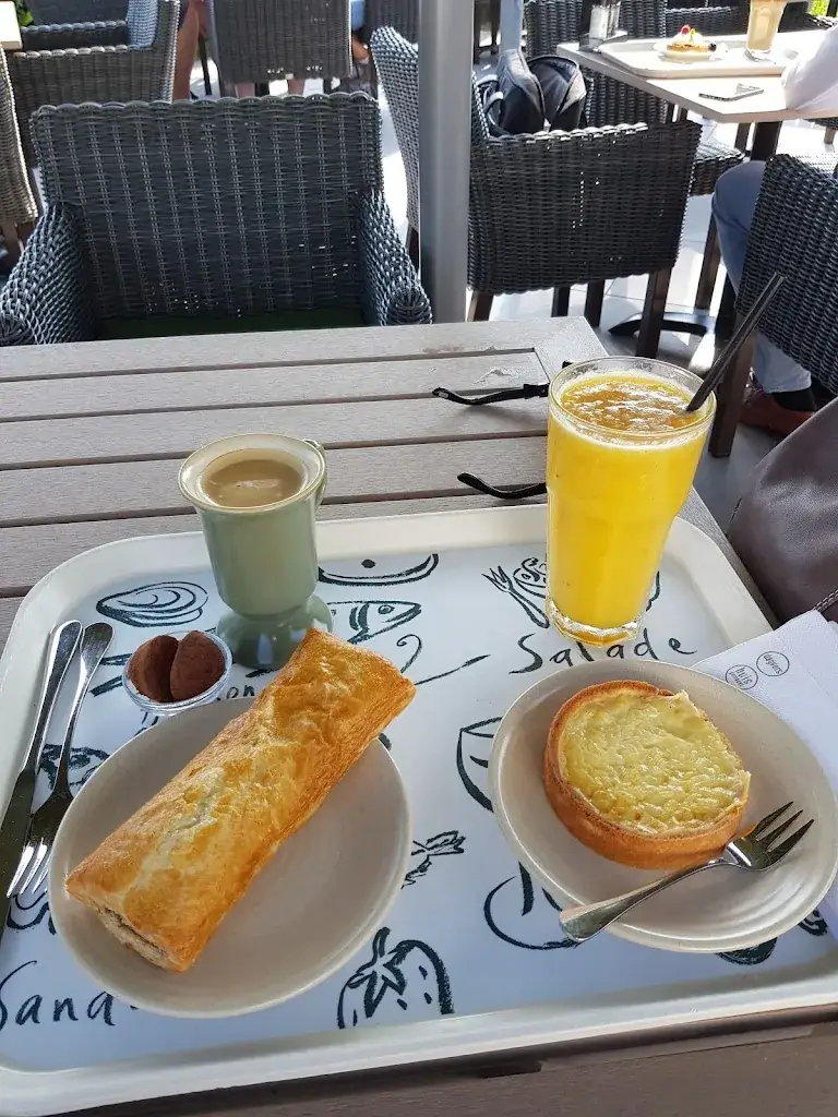 Menu_La Place_Stroe_image_3